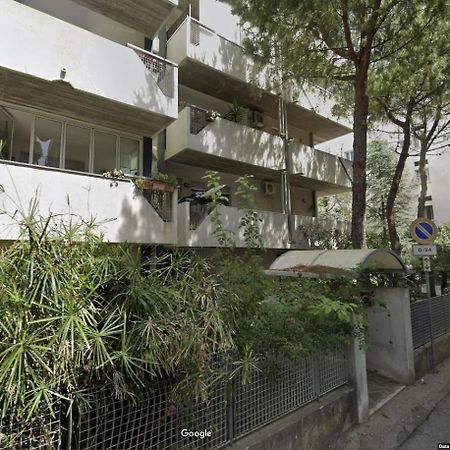 5 Viale Fano Apartment Ріміні Екстер'єр фото